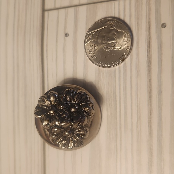 Necklace and Brooch combo - Picture 2 of 3